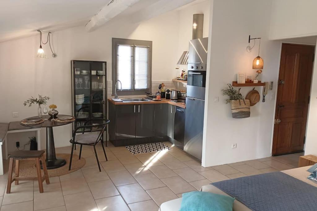 Vue Imprenable Sur La Sorgue LʼIsle-sur-la-Sorgue Exterior foto